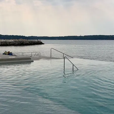 Botel Yacht Miss Novigrad Istria