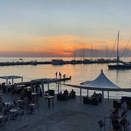 Yacht Miss Novigrad (Istria)